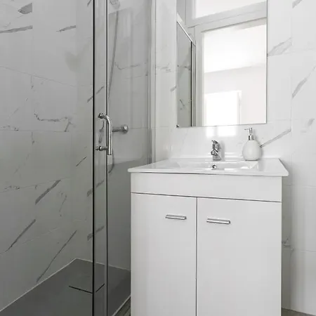 דירה Rose Breeze *