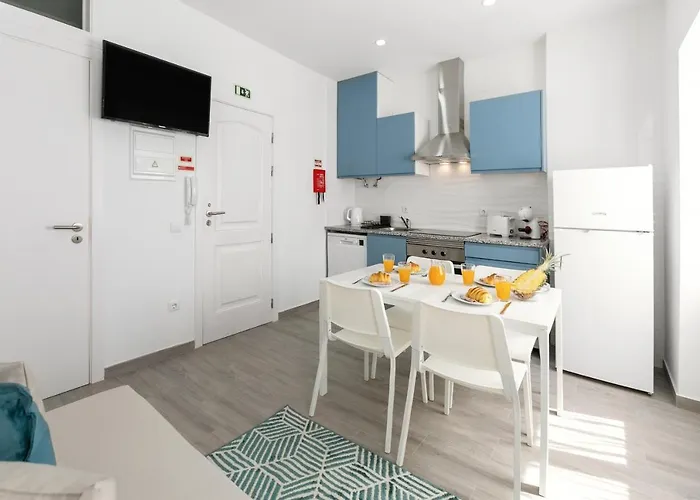 Апартаменты Rose Breeze Назаре